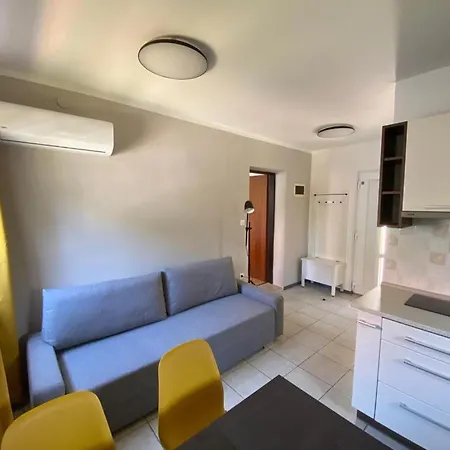 & Jasmine Guest house Funtana