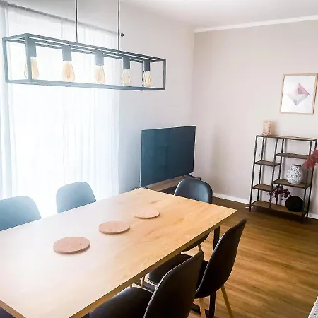 & Jasmine Guest house *