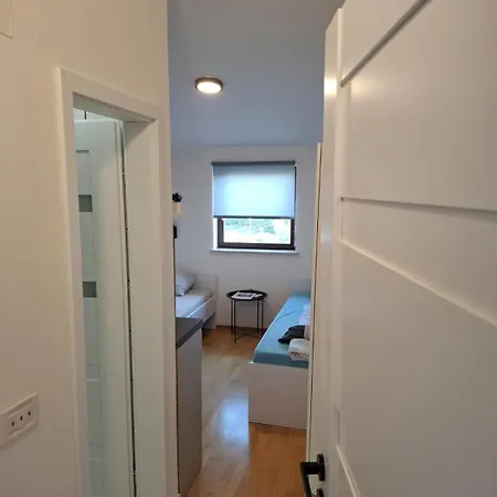 & Jasmine Guest house